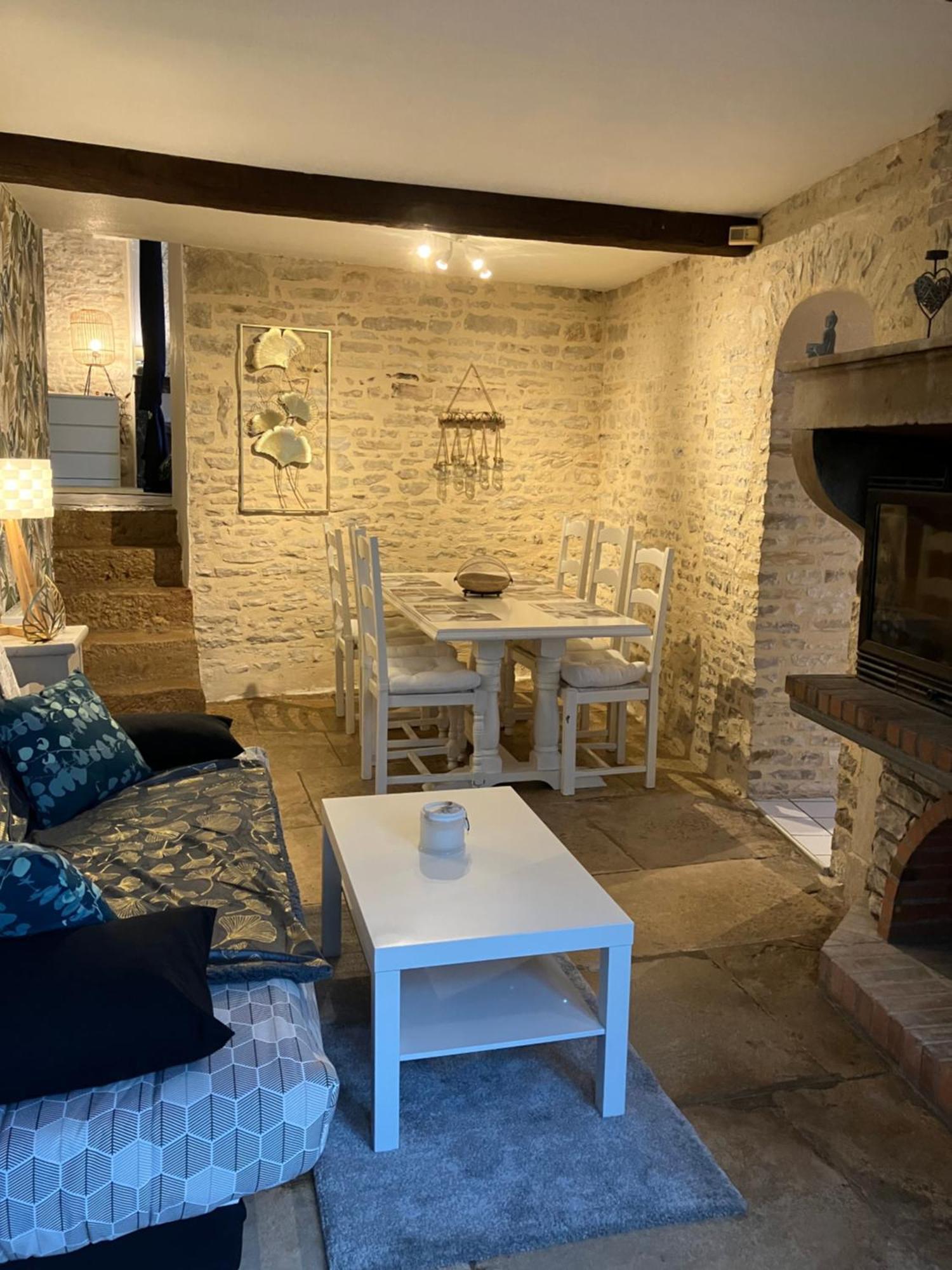 Charmante Maison En Pierres Precy-le-Sec エクステリア 写真