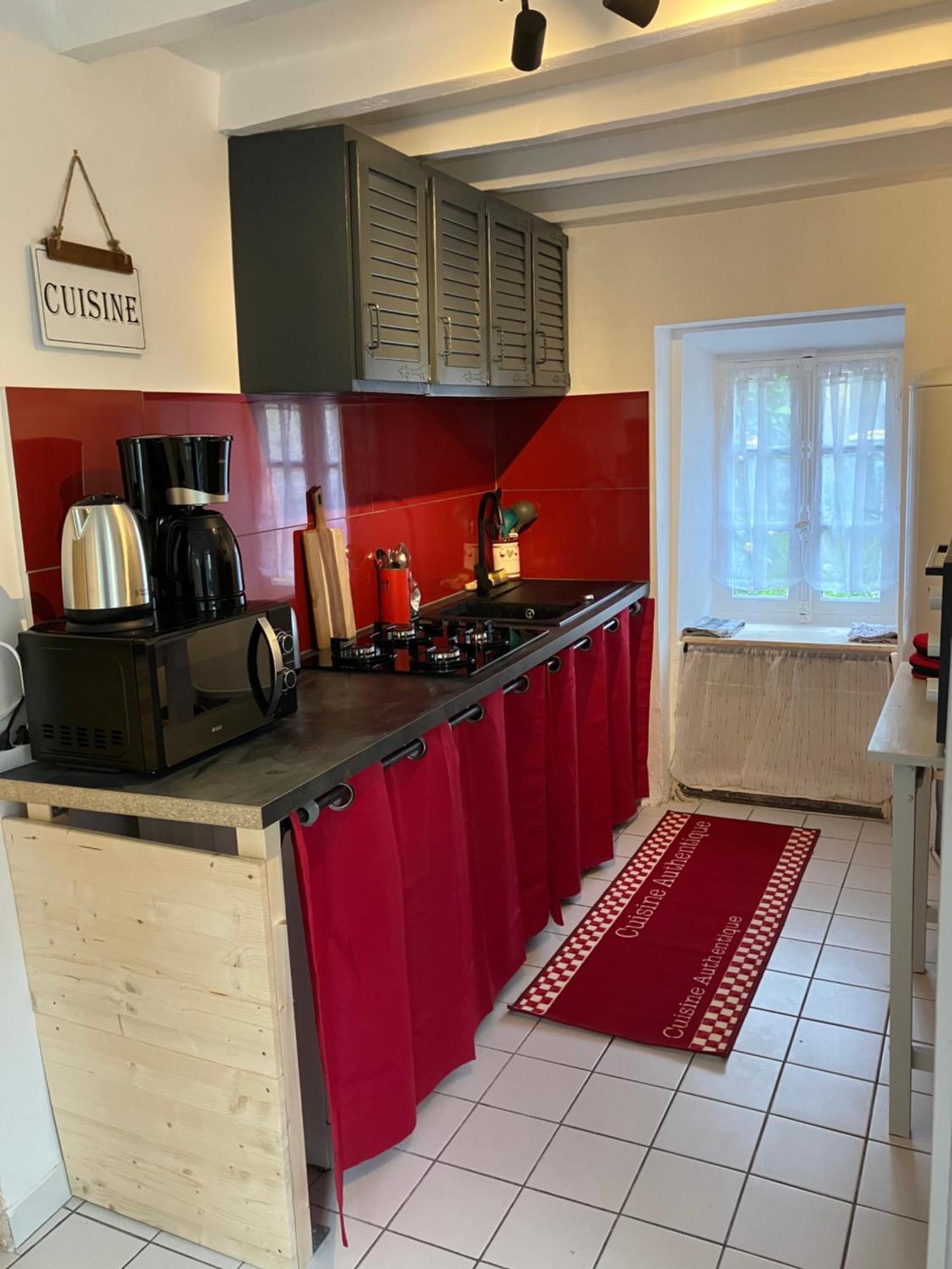 Charmante Maison En Pierres Precy-le-Sec エクステリア 写真